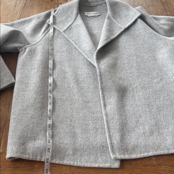 Max Mara Italy Light Gray Skirt and Jacket Set Wool - Picture 8 of 15